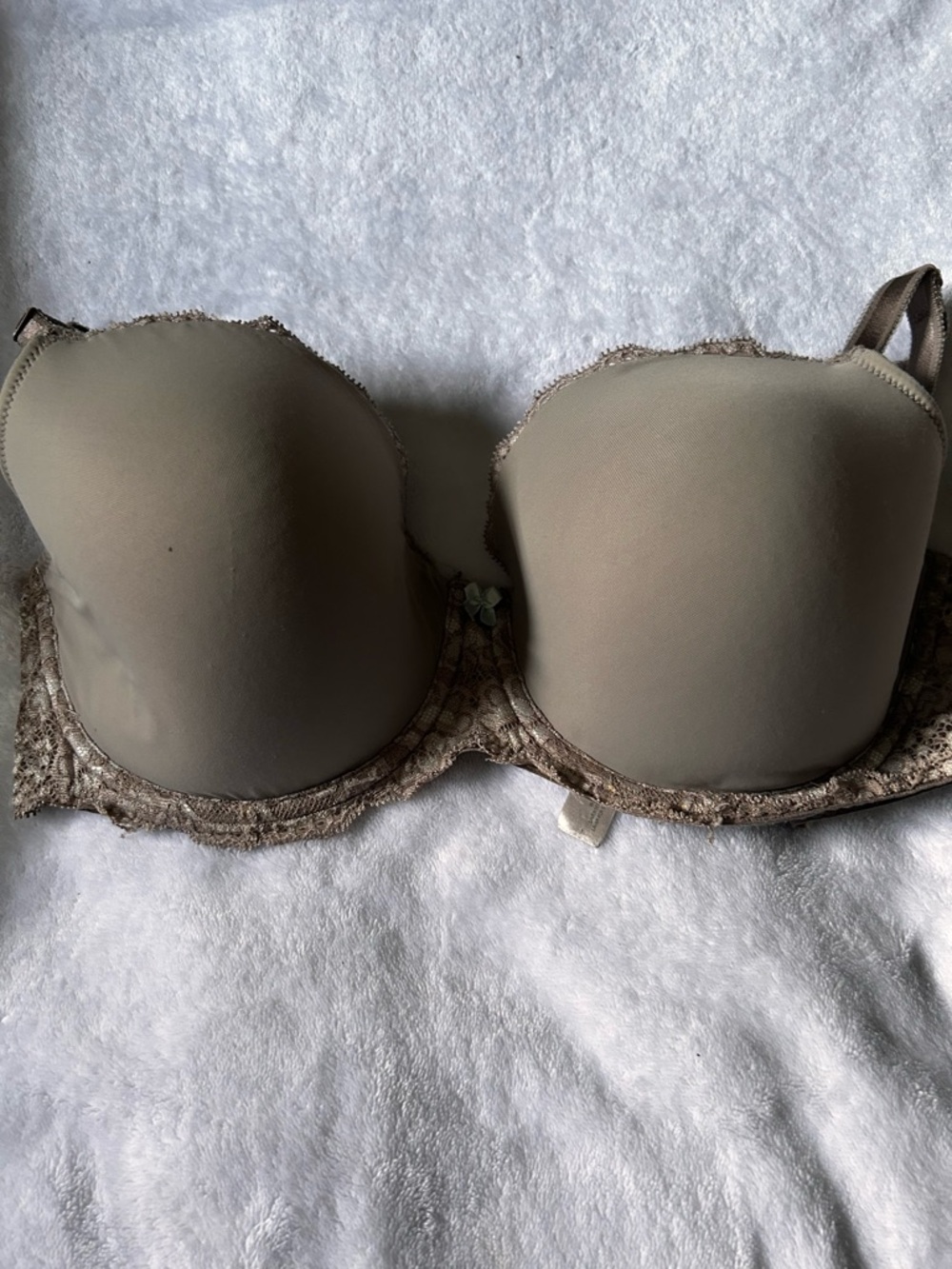 Victoria's Secret Khaki Lace-Trim Strapless T-Shirt Bra